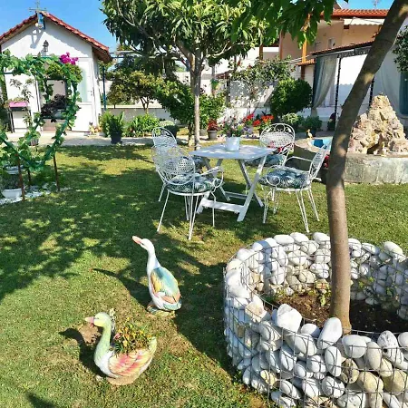 Mom's Seaside بيت للعطل Karianí