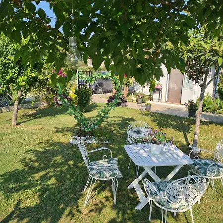 Mom's Seaside * Karianí